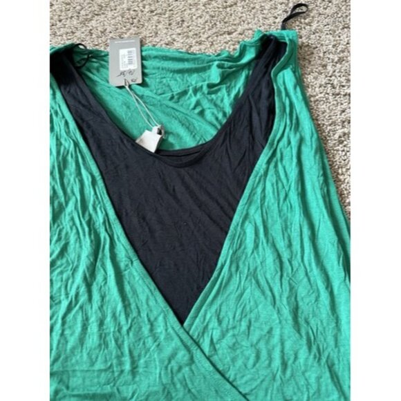Bench Green Black Crowl Neck Work Out Tank Sleeveless Size Small Pull Over - Picture 9 of 13